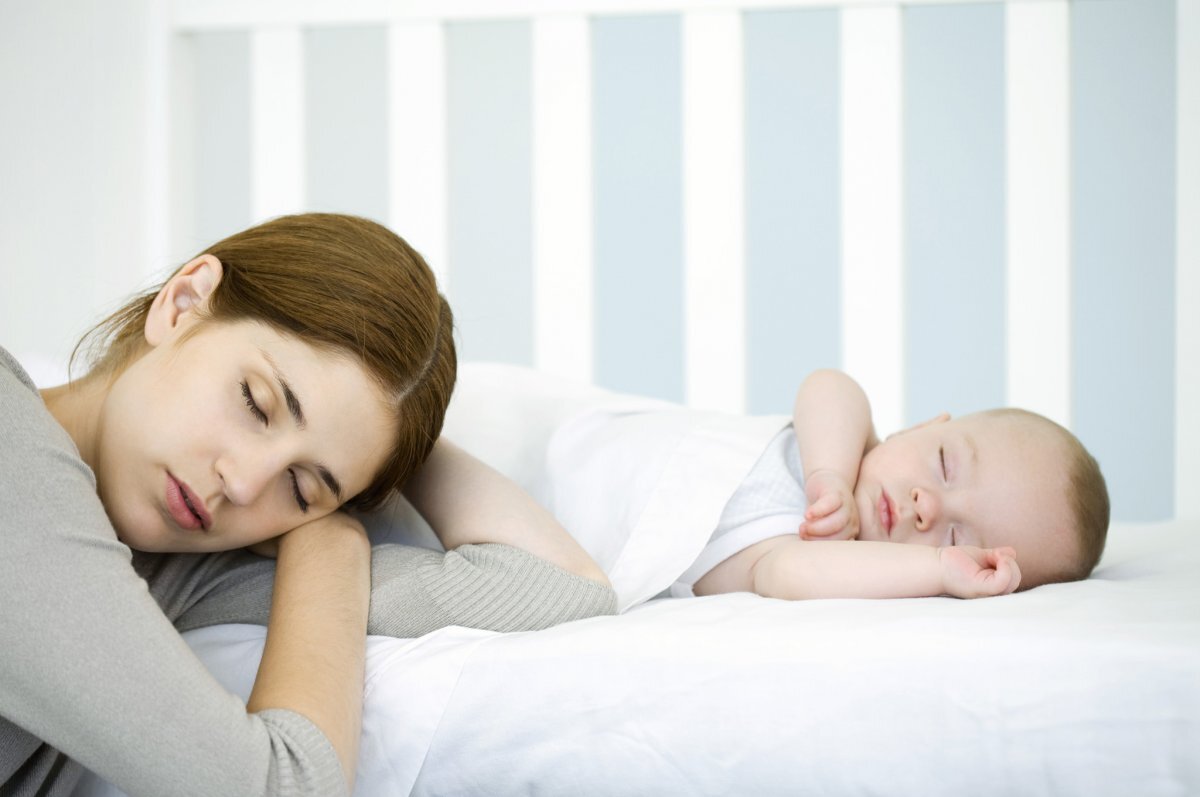 Ребенок плохо спит ночью — как решить проблему
