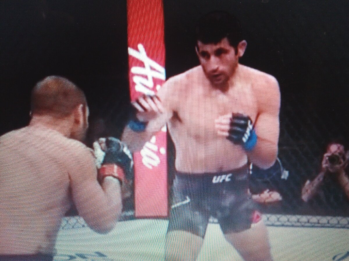 Дариуш пока выжидает...