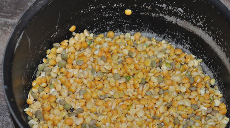 Гороховая каша на толстолоба. Фото из интернета.