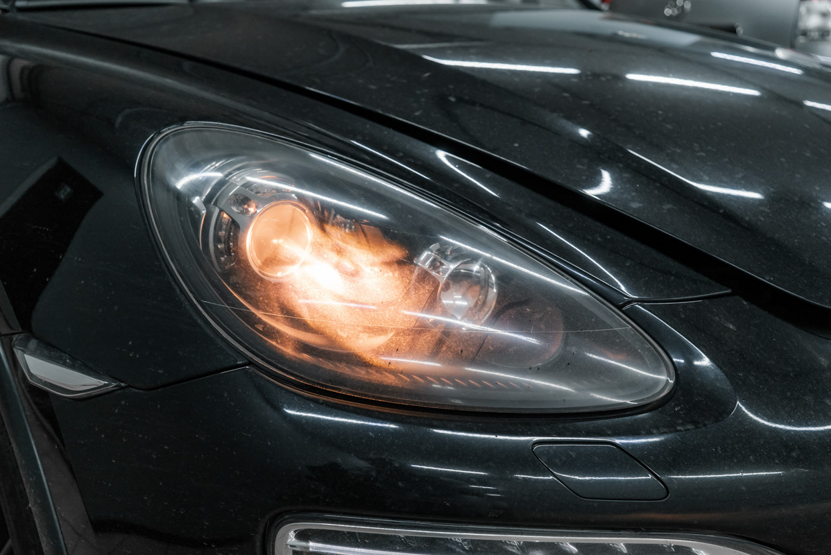 Свет фар до замены ламп.