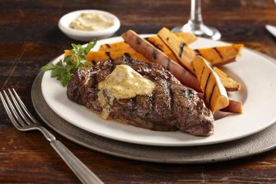 Это антрекот из легендарного кафе