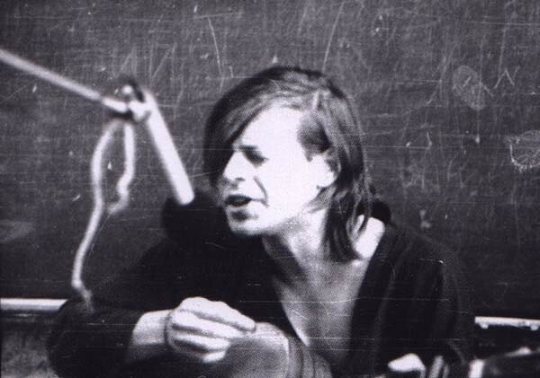 Невероятное открытие: куры научились музицировать и создали собственную джаз-группу