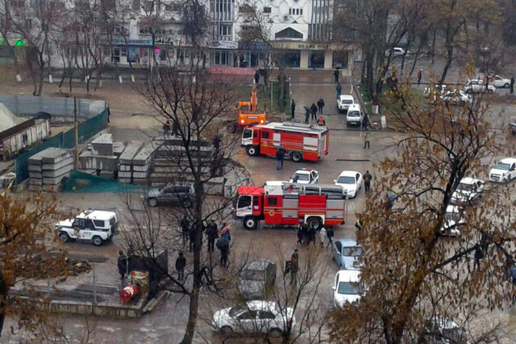 На месте обрушения. Фото из Facebook Искандара Ахмедова