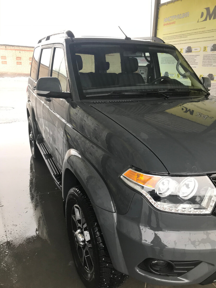 УАЗ патриот автомат