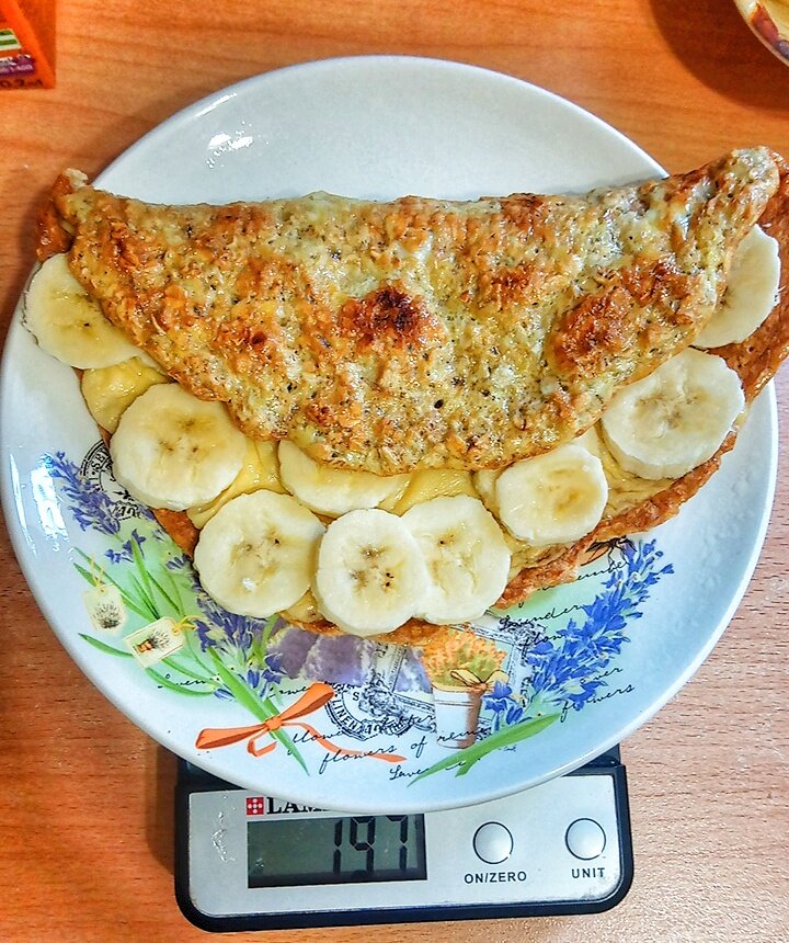 Овсяноблин с сыром и бананом.