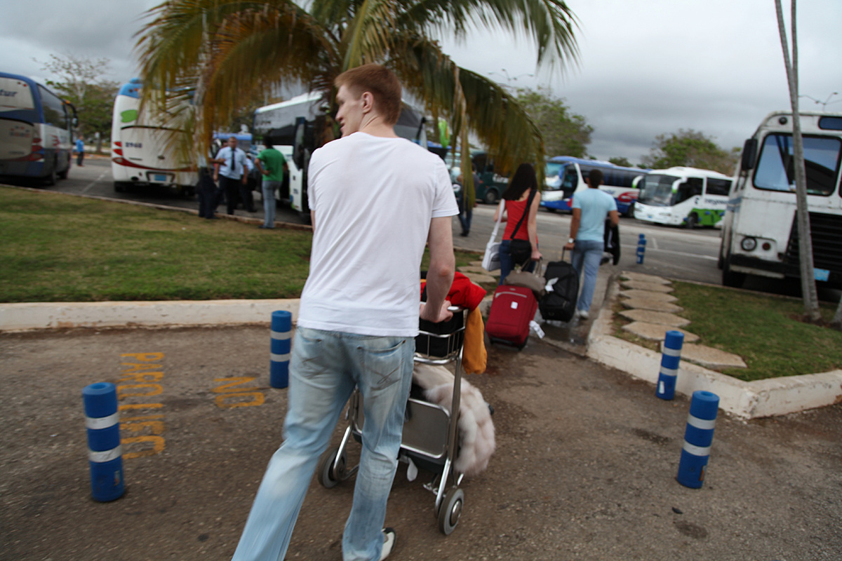 парковка у аэропорта