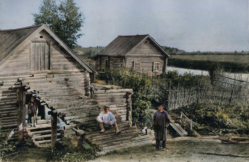 Человек в нижнем левом углу фотографии