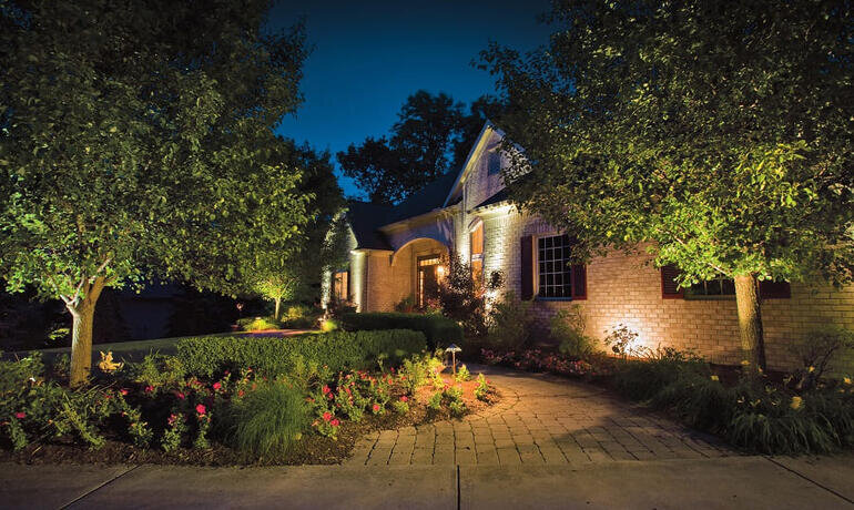 Ландшафтное освещение 