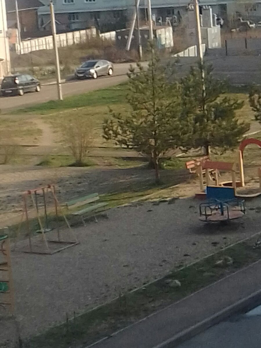 Площадка. Вид с балкона
