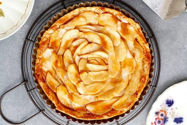 Яблочный пирог от Юлии Высоцкой, пошаговый рецепт на ккал, фото, ингредиенты - leo