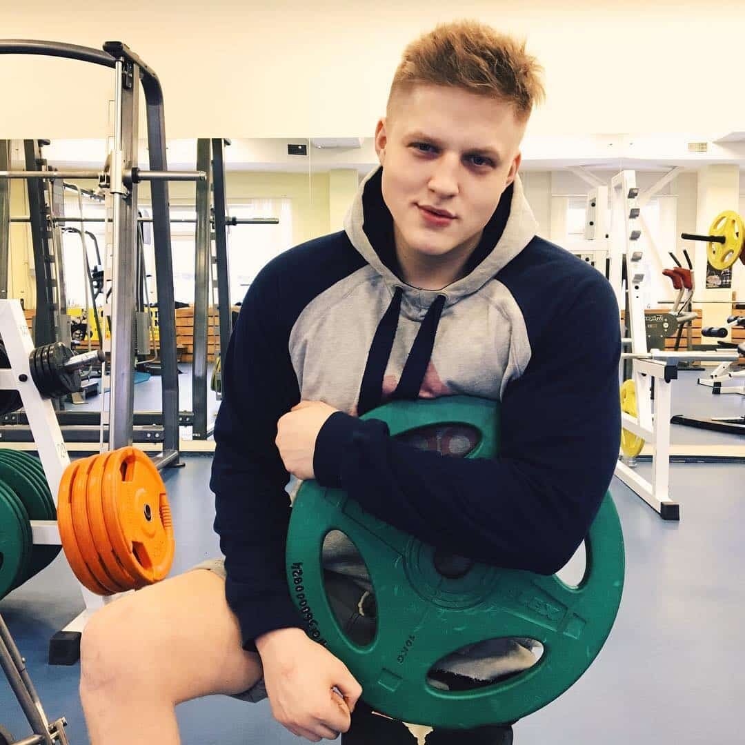 Сергей Кутовой