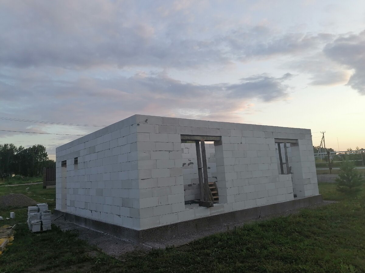 Строим дом из газобетона своими руками (76 фото)