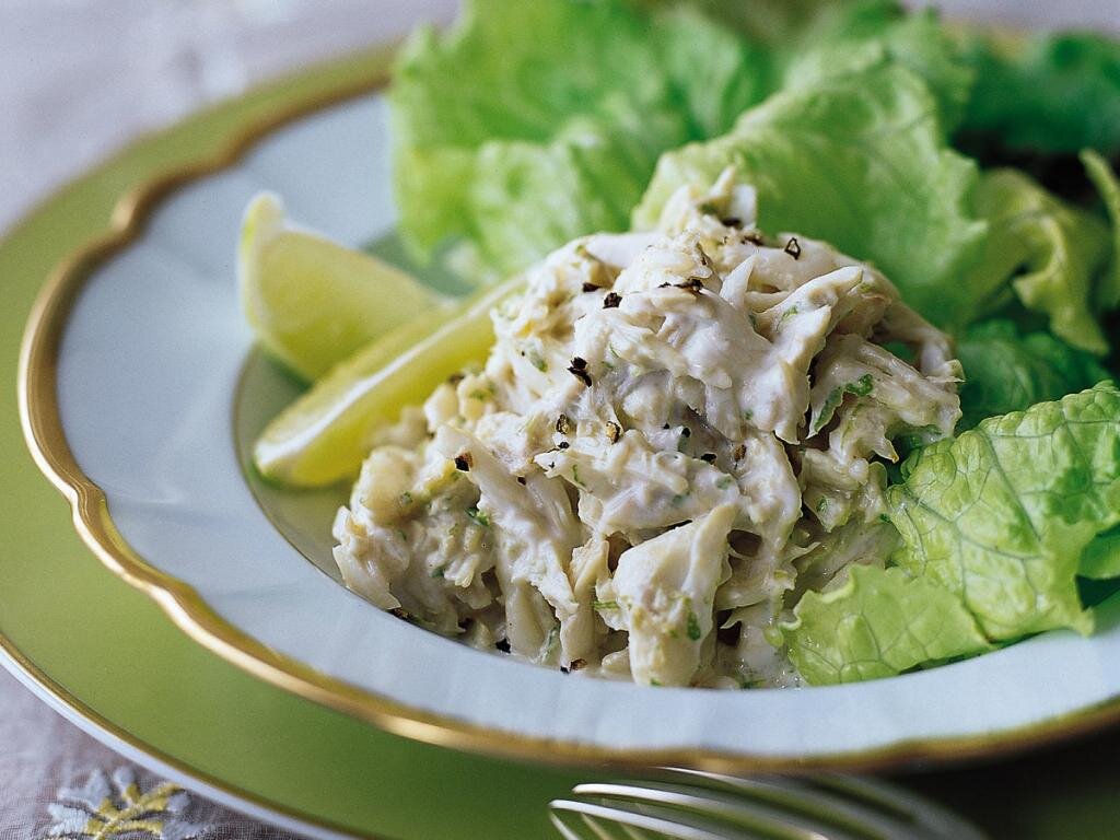 Крабовый салат, рецепт классический. Самый вкусный салат с крабовыми палочками.