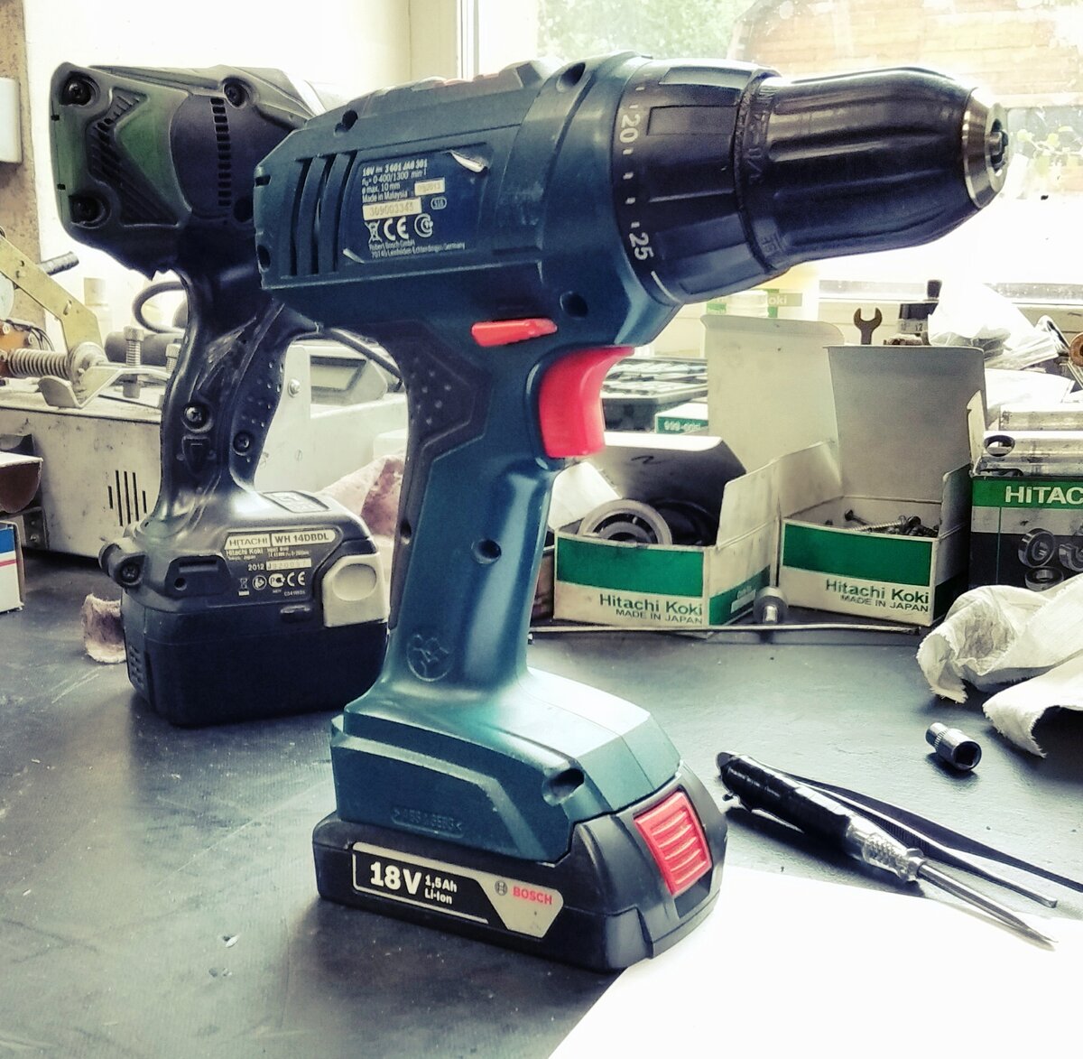 Шуруповерт bosch gsr 1440. Шуруповерт bosch gsr 1800. Шуруповерт bosch набор. Gsr 1800. Шуруповёрт bosch 3603jd4000.