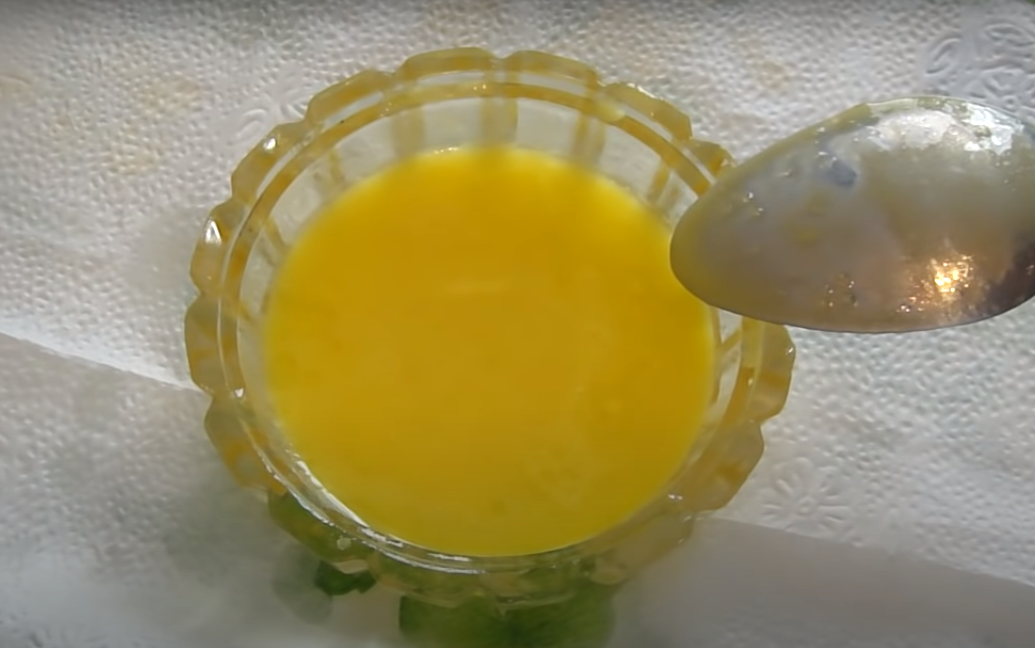 Маска для волос из яйца и меда