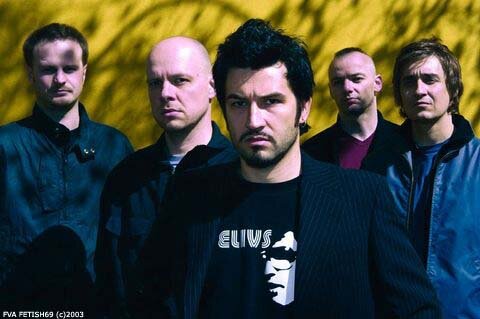 Злые австрияки смотрят на тебя как на свой... фетиш-объект!