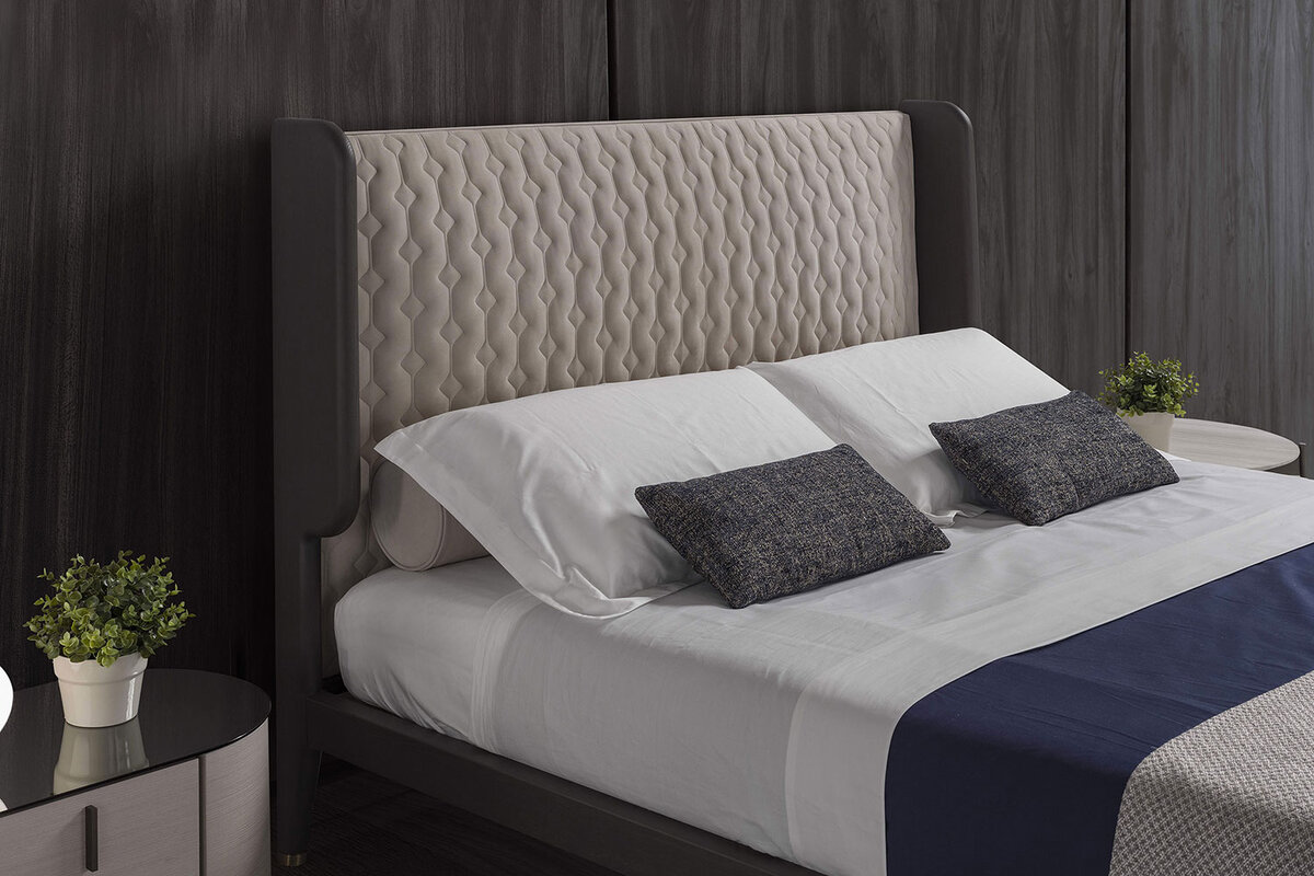 Conte Bed стильное решение для спальни.