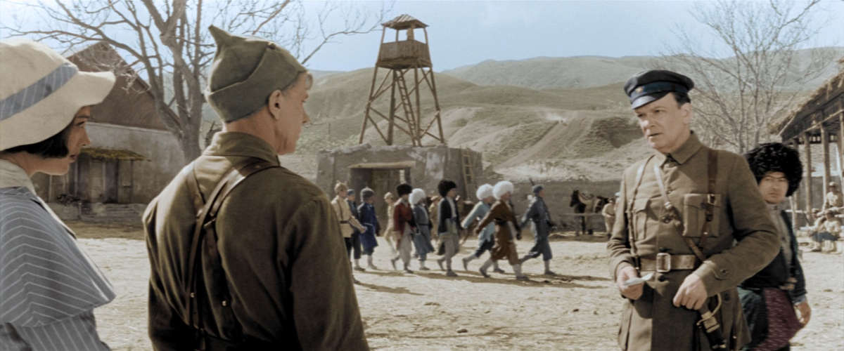 Прибытие в Туркестан. В эти года постоянно случались стычки  басмачами