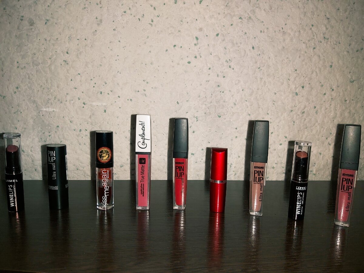 Бюджетные любимчики среди помад