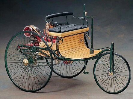 Трехколесный экипаж Бенца