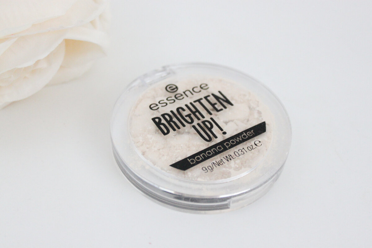 Моя любимая пудра Essence Brighten up! Banana powder