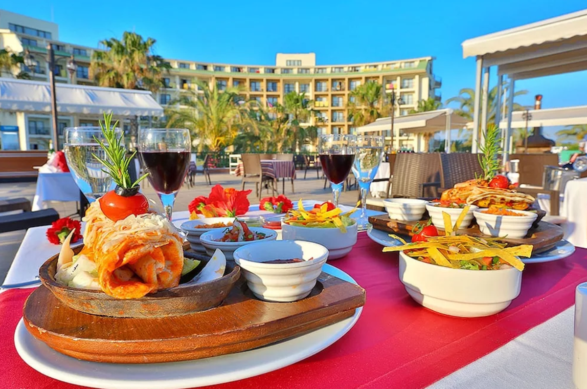Lyra Resort & Spa 5*. Турция all inclusive 5 звезд. Отель в Турции спа Резорт 5 звезд. Ultra all inclusive Турция.