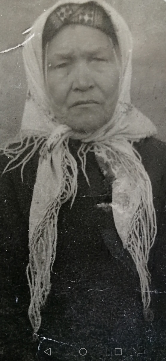 Фёкла Ахвасьева,мать Альтюк.Фото 1937 года.