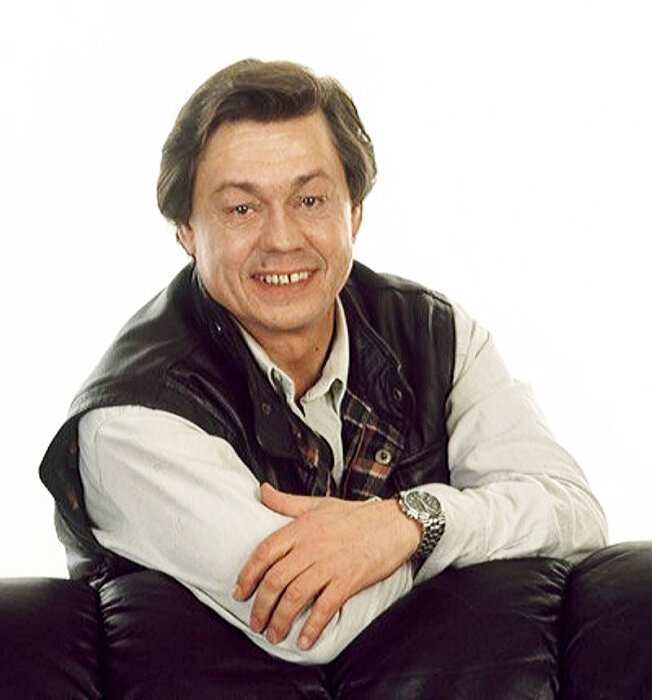 Караченцев википедия биография личная жизнь