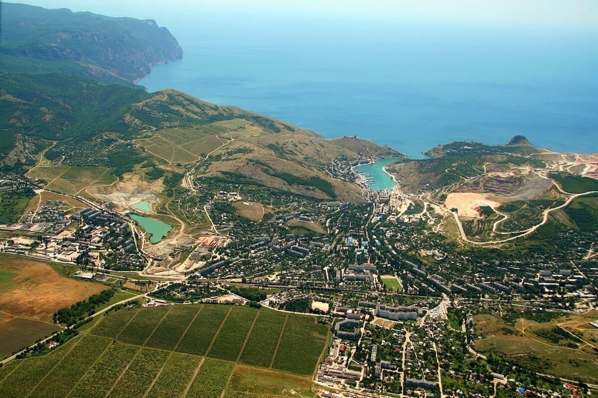   Плюсы и минусы 🏠 Балаклавского района Севастополя                                                                   