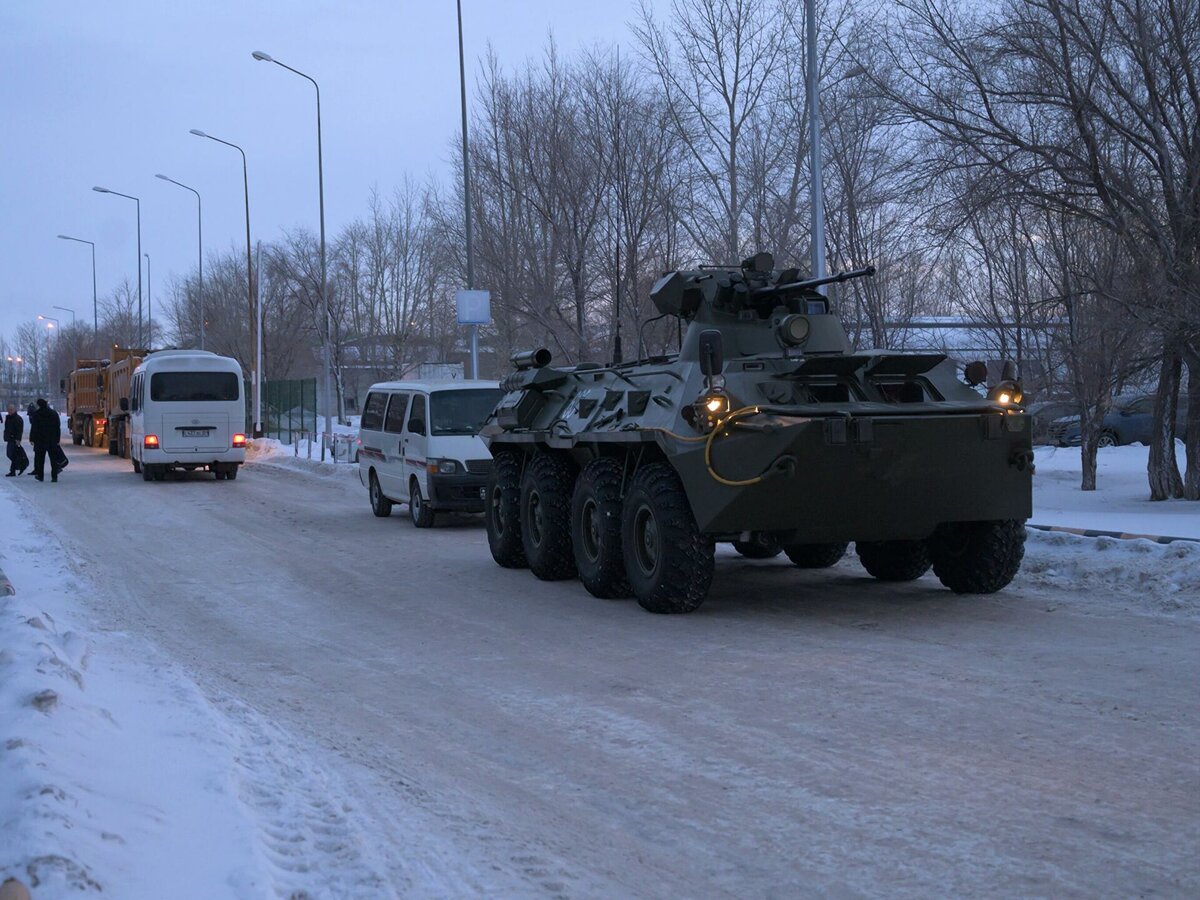 Картинка, которую мне выдал поисковик по запросу "Казахстан сегодня"
