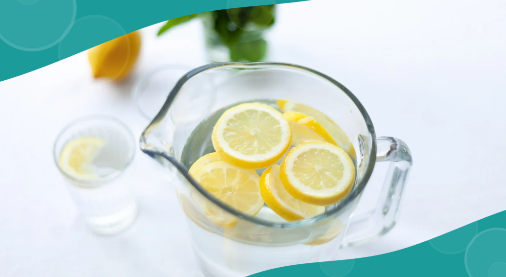 Воду нужно пить в необходимом количестве. Это примерно 30 грамм на 1 кг массы тела. 