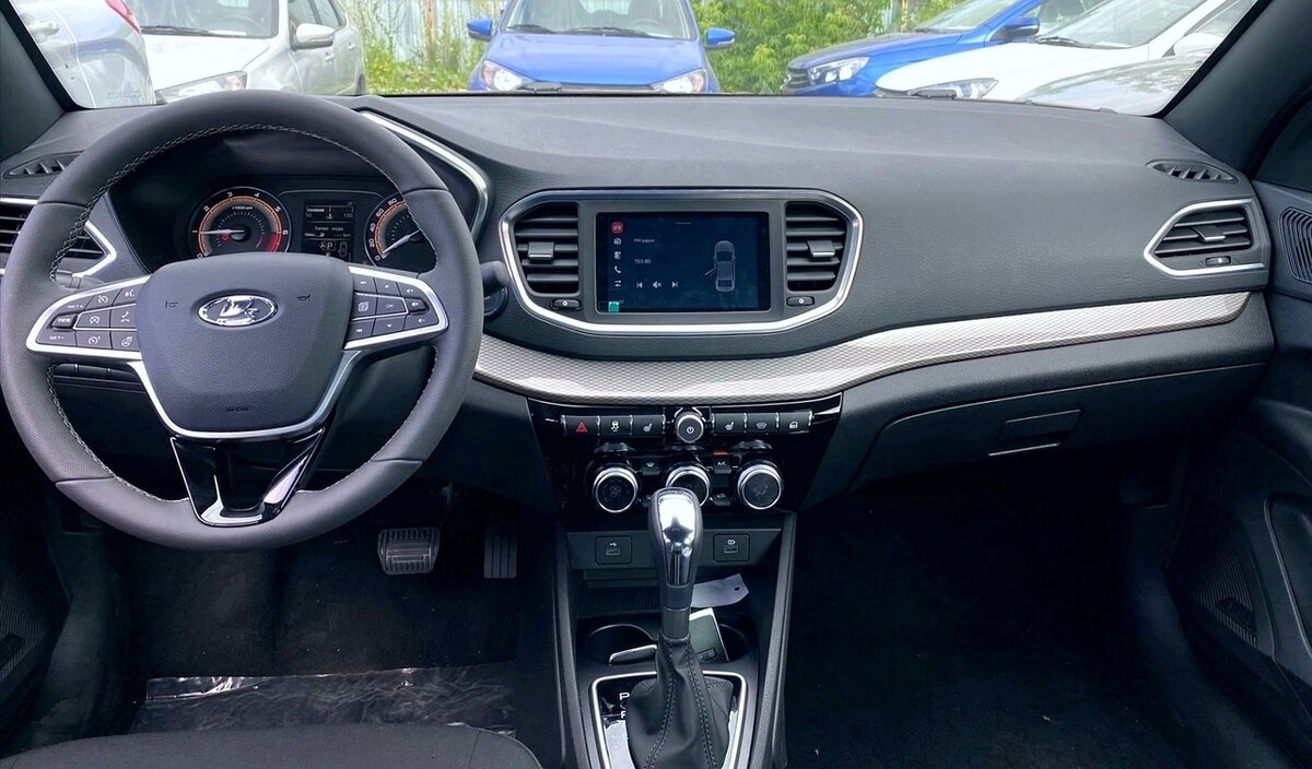 Новая Vesta📷
