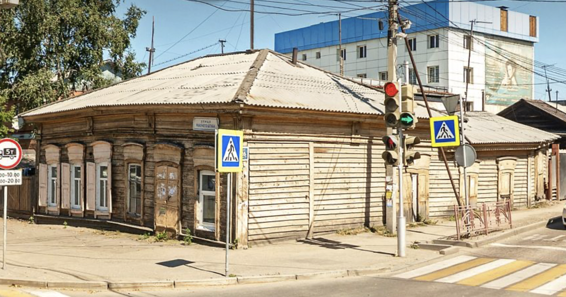 
«Иркутский блог» продолжает освещать тему главной угрозы для архитектурного наследия Иркутска — массового сокращения реестра выявленных памятников, среди которых подавляющее большинство — средовая...-136