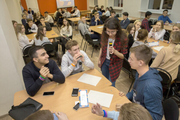    Исследователи Высшей школы экономики провели эксперимент по выявлению чувства справедливости   
Фото с сайта fotki.yandex.ru