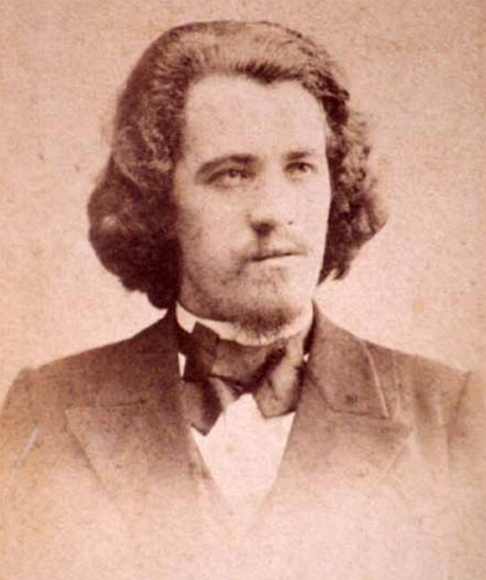 Симеон Иоаннович Шлеёв,
студент Казанской духовной академии.
 Фото конца 1890-х годов