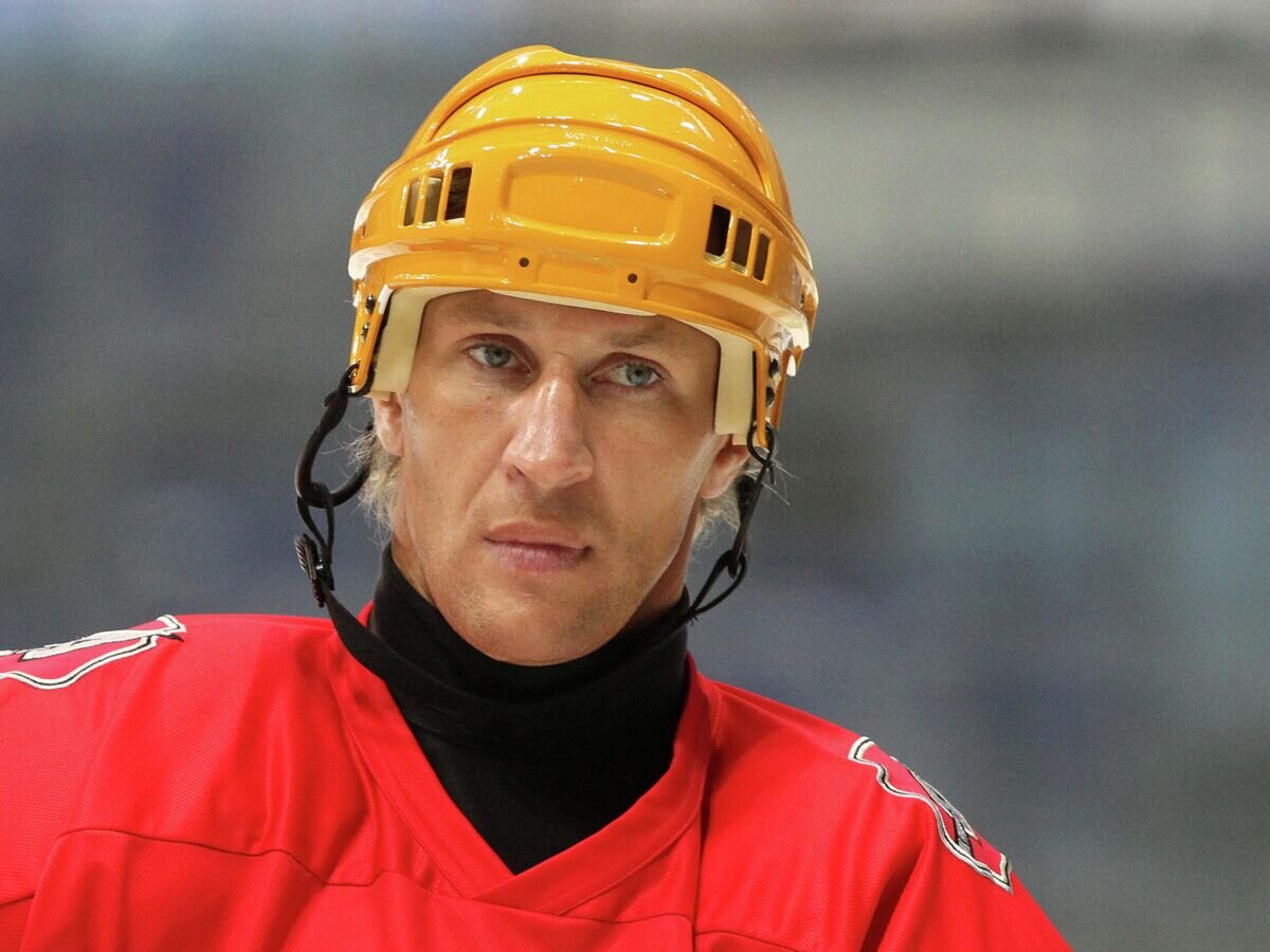    Хоккеист Алексей Ковалев© РИА Новости / Илья Питалев