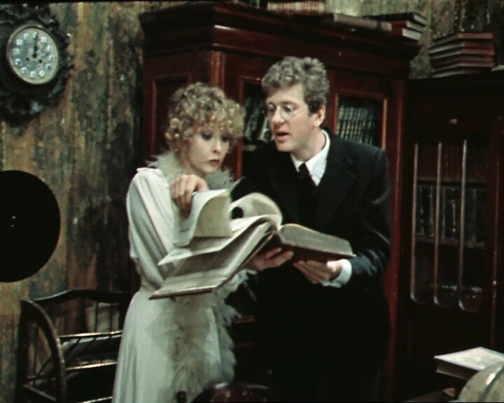 костолевский и вертинская в фильме безымянная звезда. безымянная звезда театр комиссаржевской. безымянная звезда в каком городе снимали. вертинская в фильме безымянная звезда. безымянная звезда спектакль театр табакова актеры.