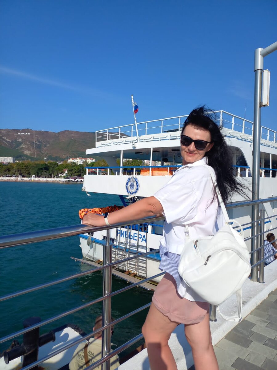 Теплоход "Ривьера""