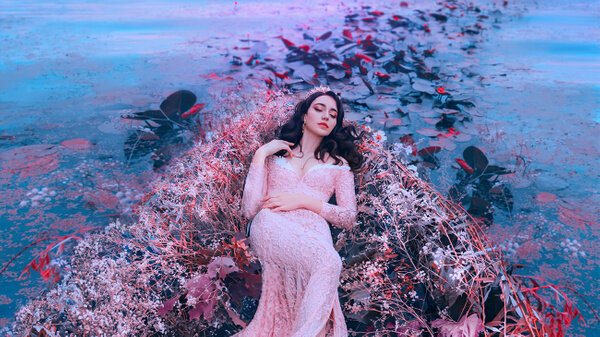 Как правильно толковать сны с понедельника на вторник и насколько им можно верить? Обложка © Shutterstock