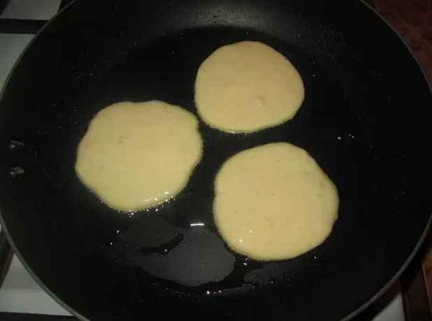 жарим оладьи