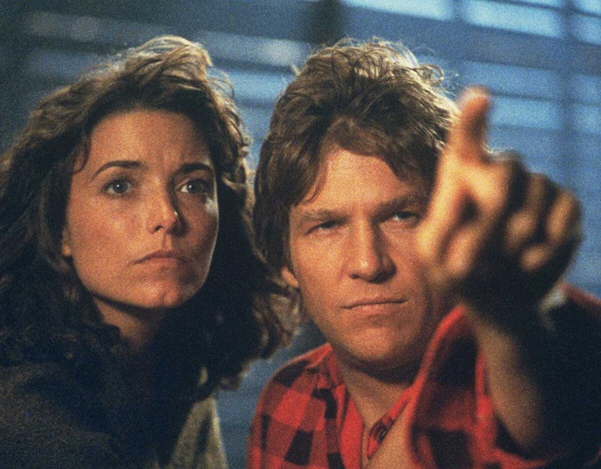 Романы 80 годов. Карен Аллен человек со звезды. Starman 1984. Starman фильм 1984. Человек со звезды / Starman (1984)