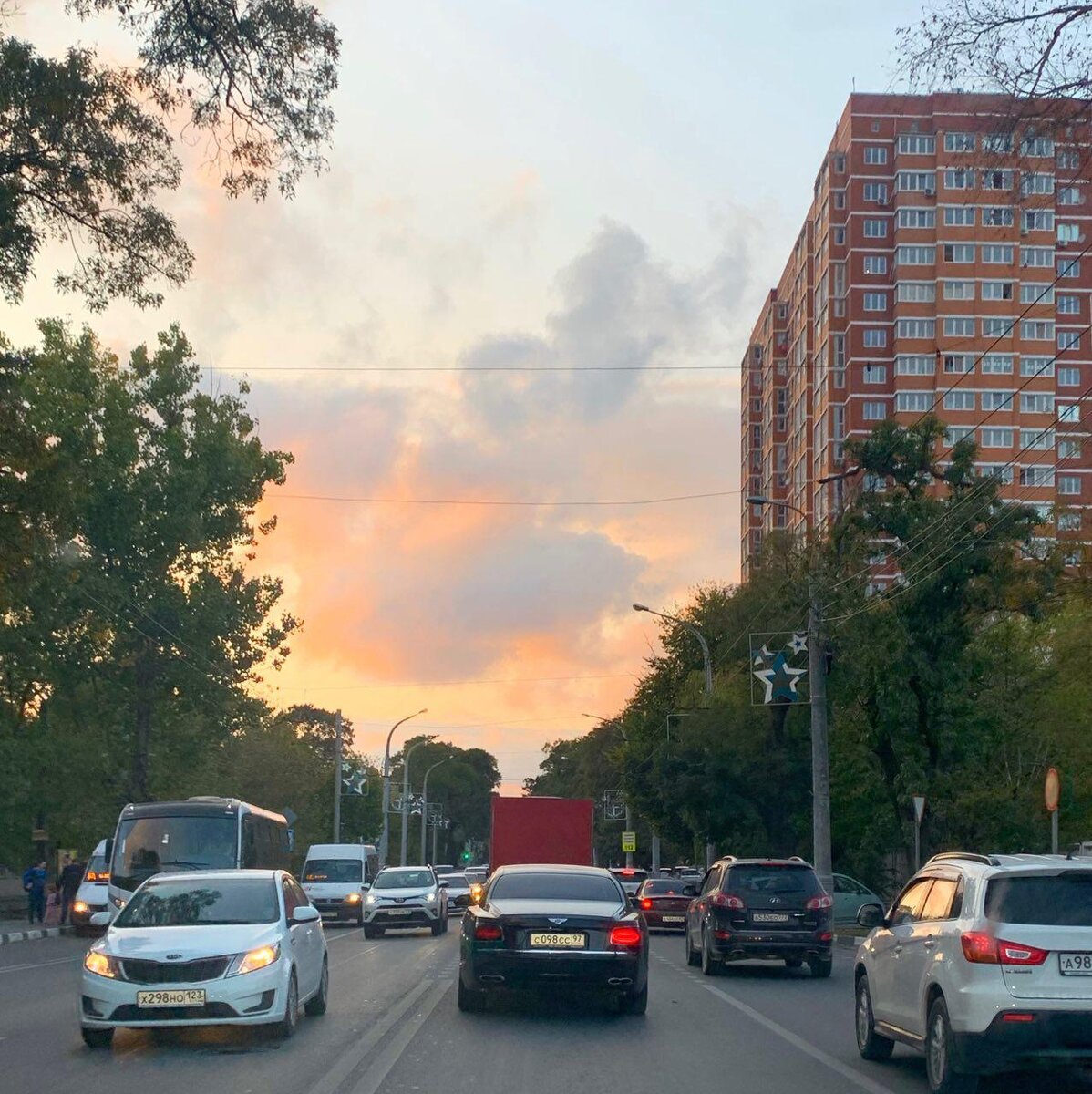 Анапское шоссе даже не в час пик)