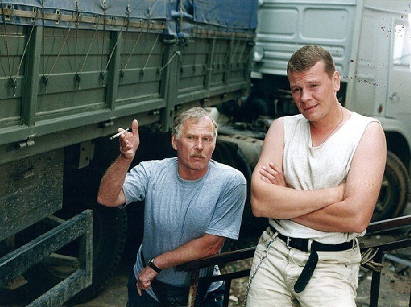 Иваныч и Сашок. Фото со съёмочной площадки. Источник: vk.com/truck_drivers