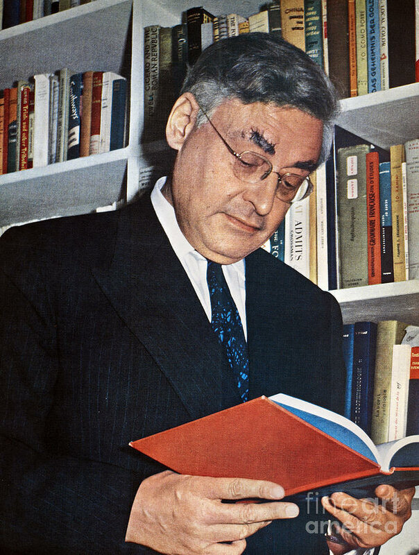 Р.Кено