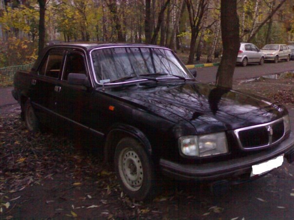 Моя первая машина - ГАЗ 3110 1998 года выпуска. Очень душевная машина, хоть и проводила в сервисе 60% времени.