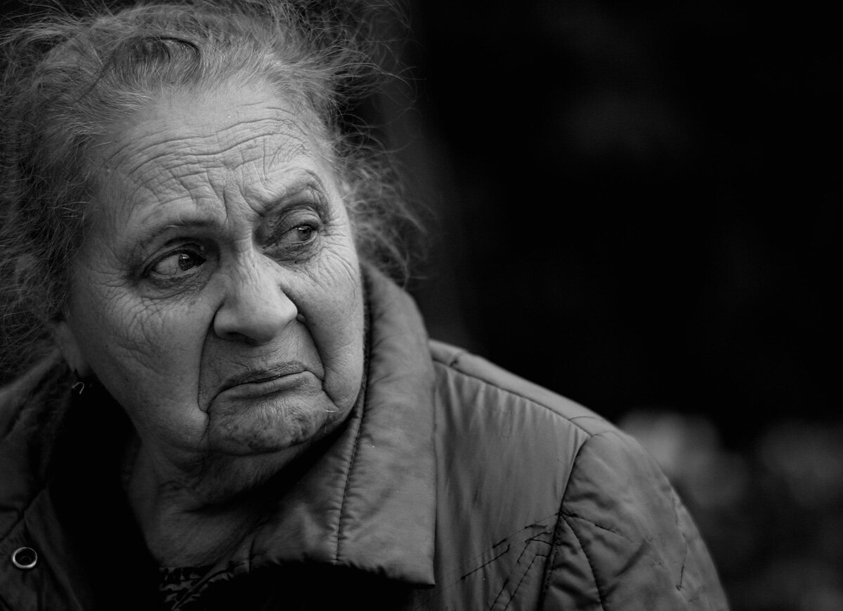 Сынок, она ведь нам чужая