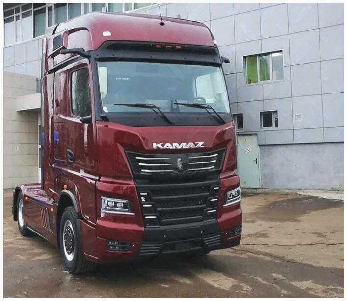 13 декабря 2019 года Камский автозавод отпраздновал 50-летие со дня своего основания. В честь полувекового юбилея автогигант представил первый рабочий образец перспективного тягача под названием KAMAZ Continent. Это автомобиль нового типа. Он является прототипом новой линейки семейства К6.