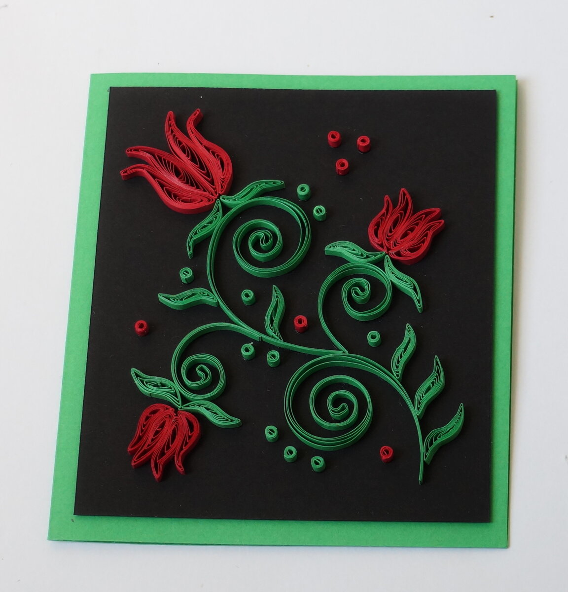 Открытка в технике квиллинг (бумажная филигрань)