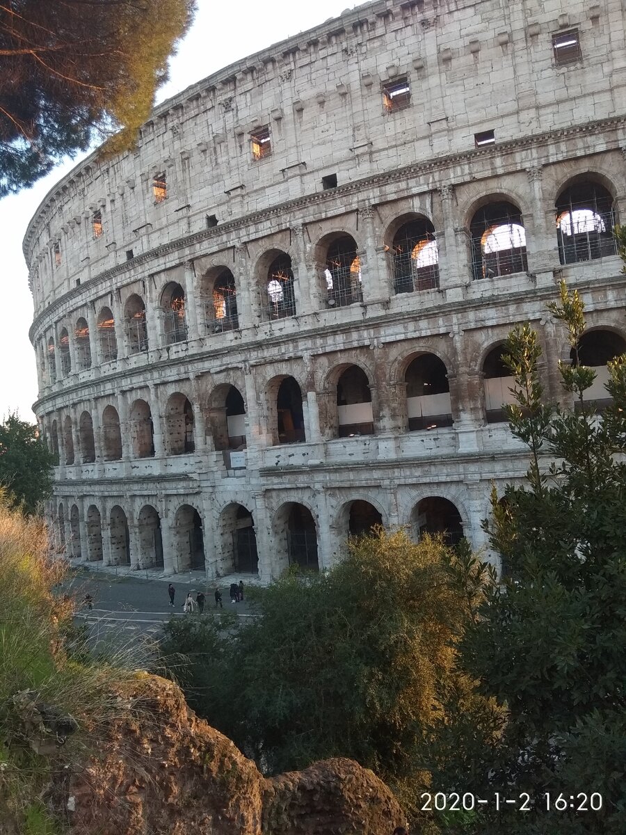Вечерний Колизей. Фото автора. 