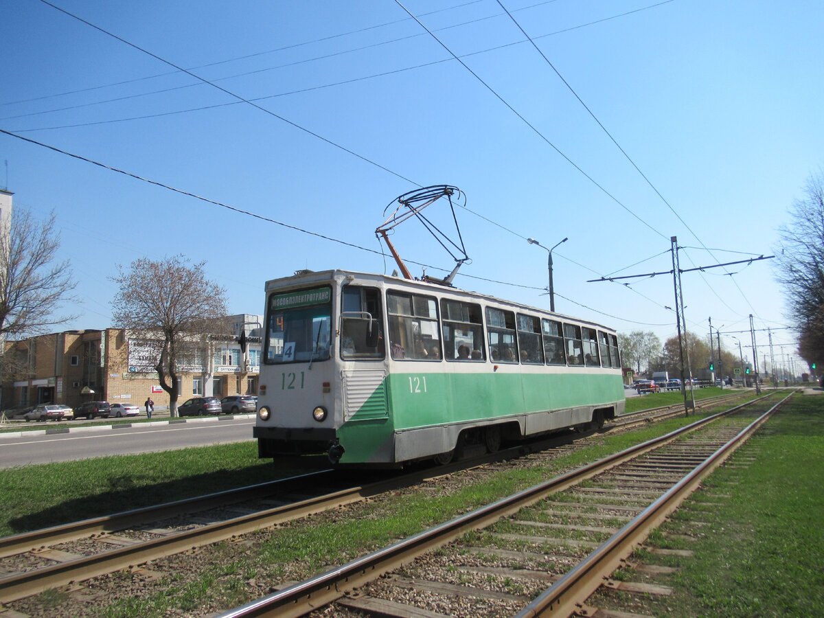 Последний коломенский КТМ-5 № 121 ожидает списания, 04.2019